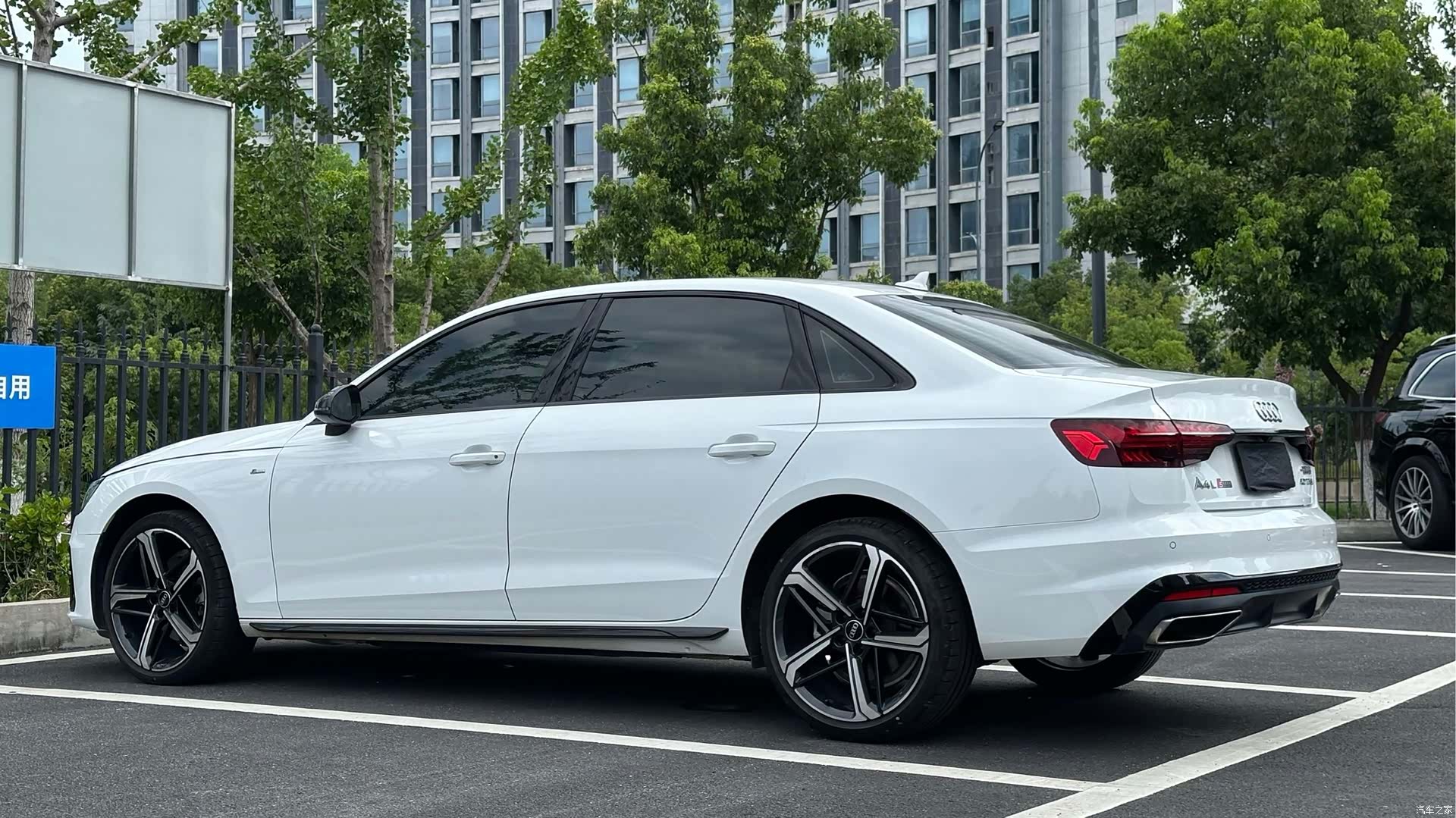 Audi A4L, 2024 7