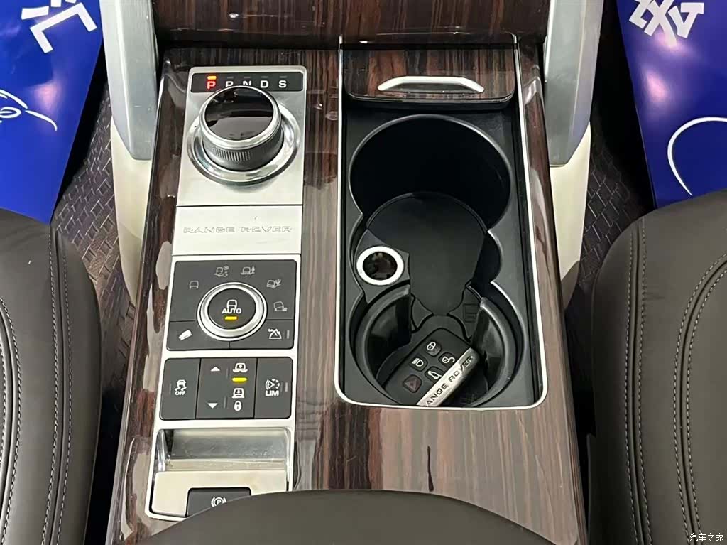 Land Rover Range Rover, 2018 11
