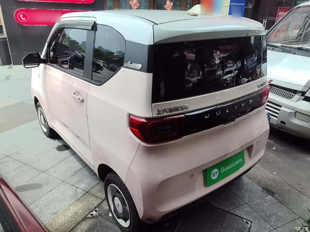 Wuling MINIEV, 2021 все фото