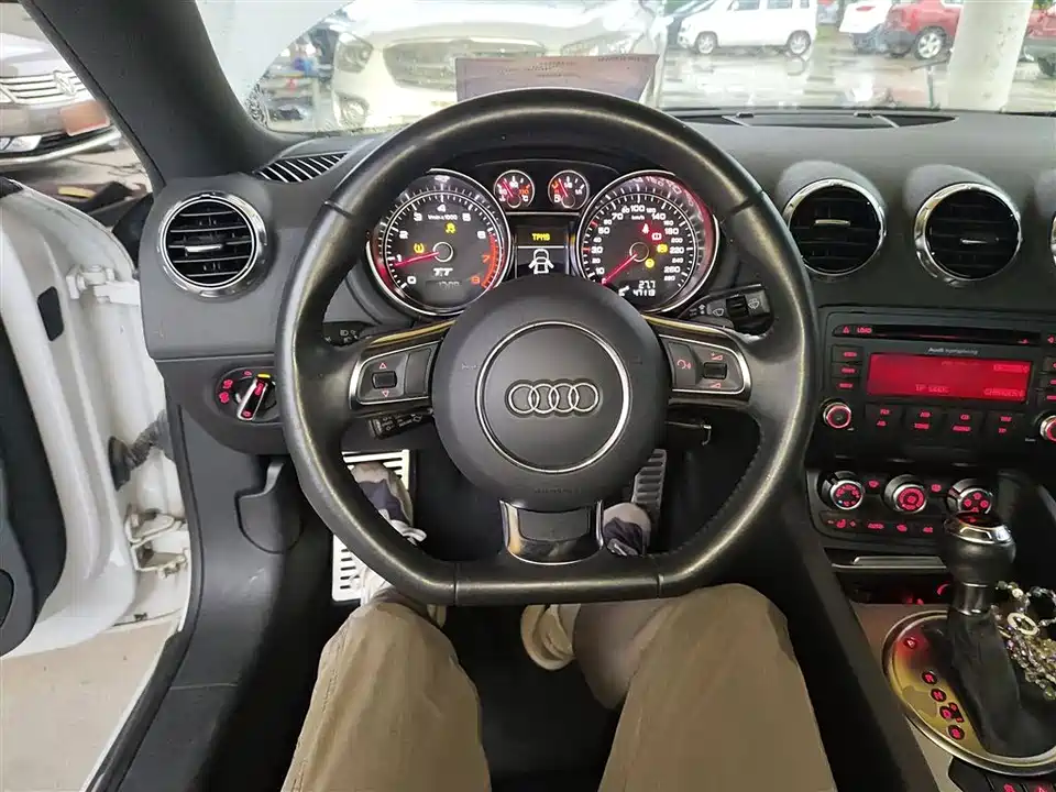 Audi TT