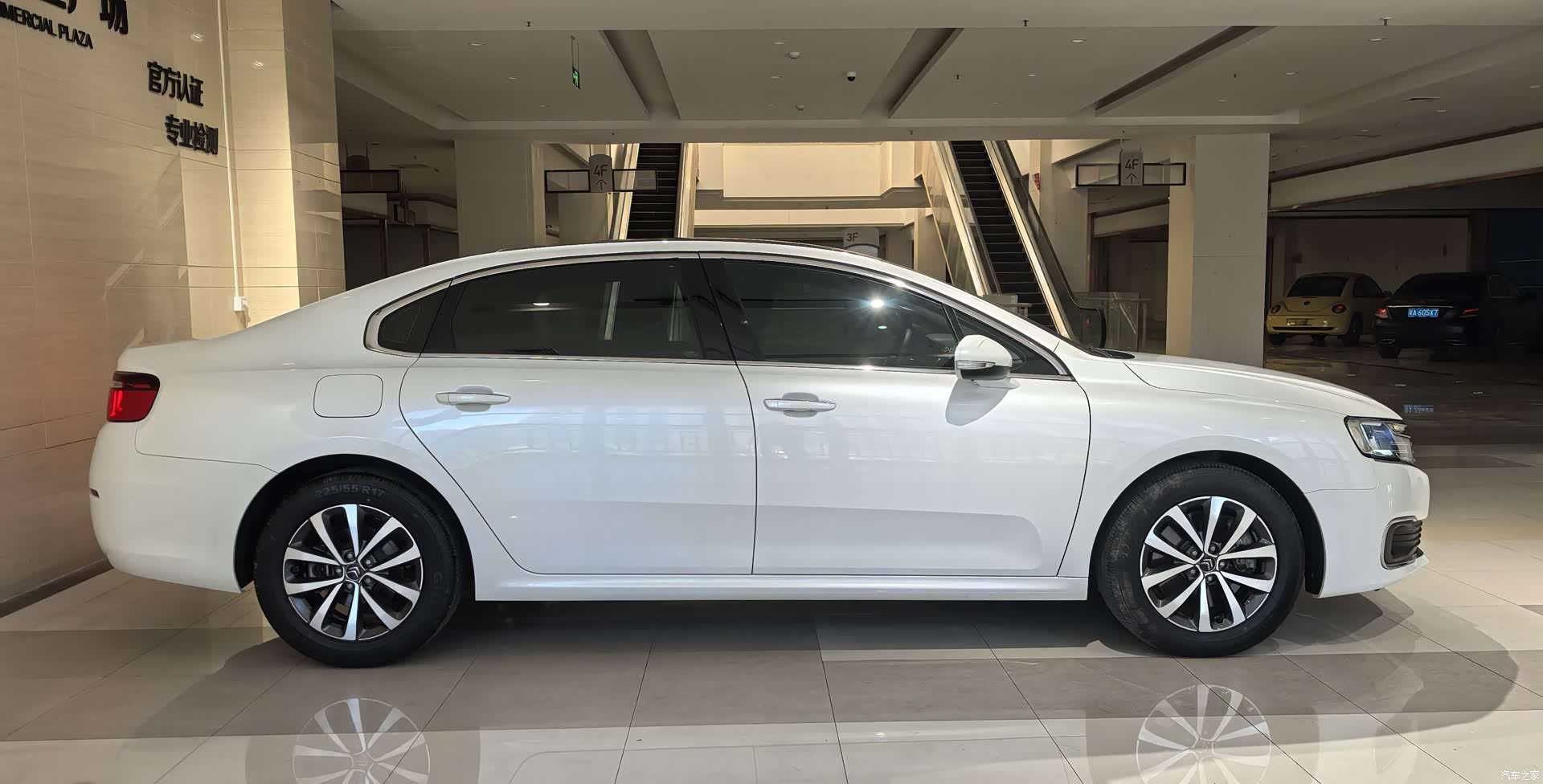 Citroen C6, 2021 4