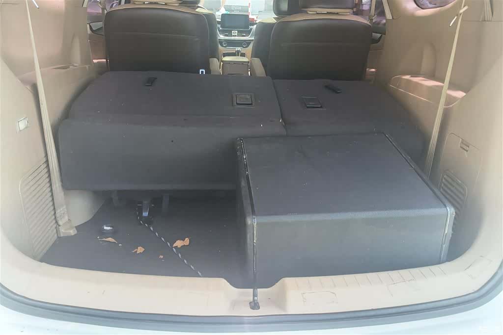 Wuling 730, 2018 4