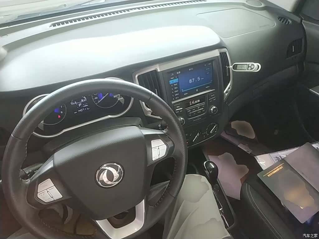DongFeng AX3, 2016 6