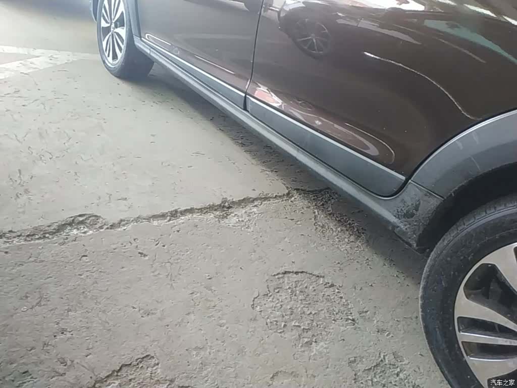 DongFeng AX3, 2016 21