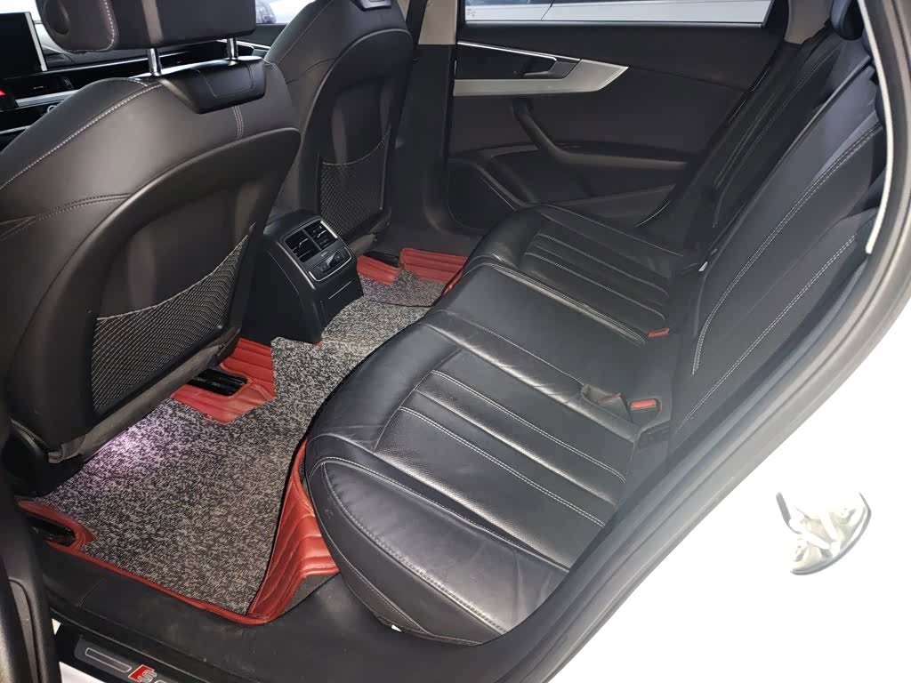 Audi A4L, 2020 17