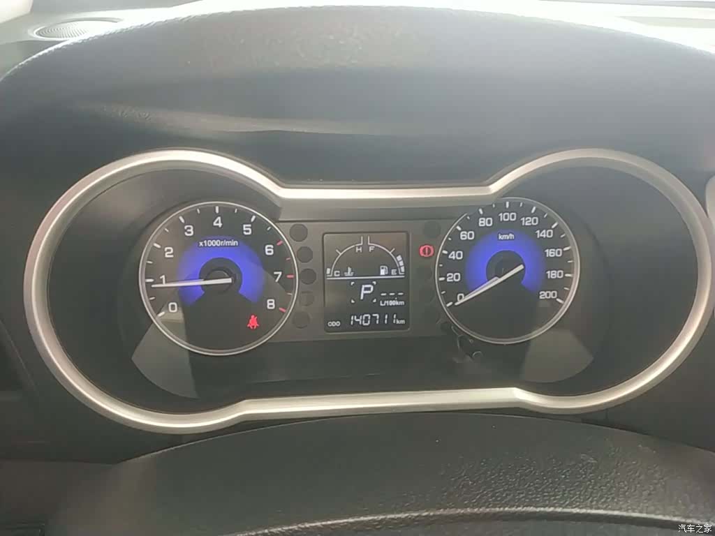DongFeng AX3, 2016 8