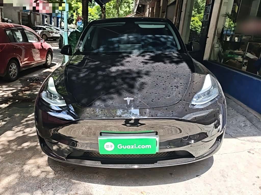 Tesla Model Y, 2022 3