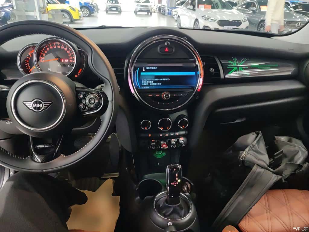 Mini Cooper, 2020 6