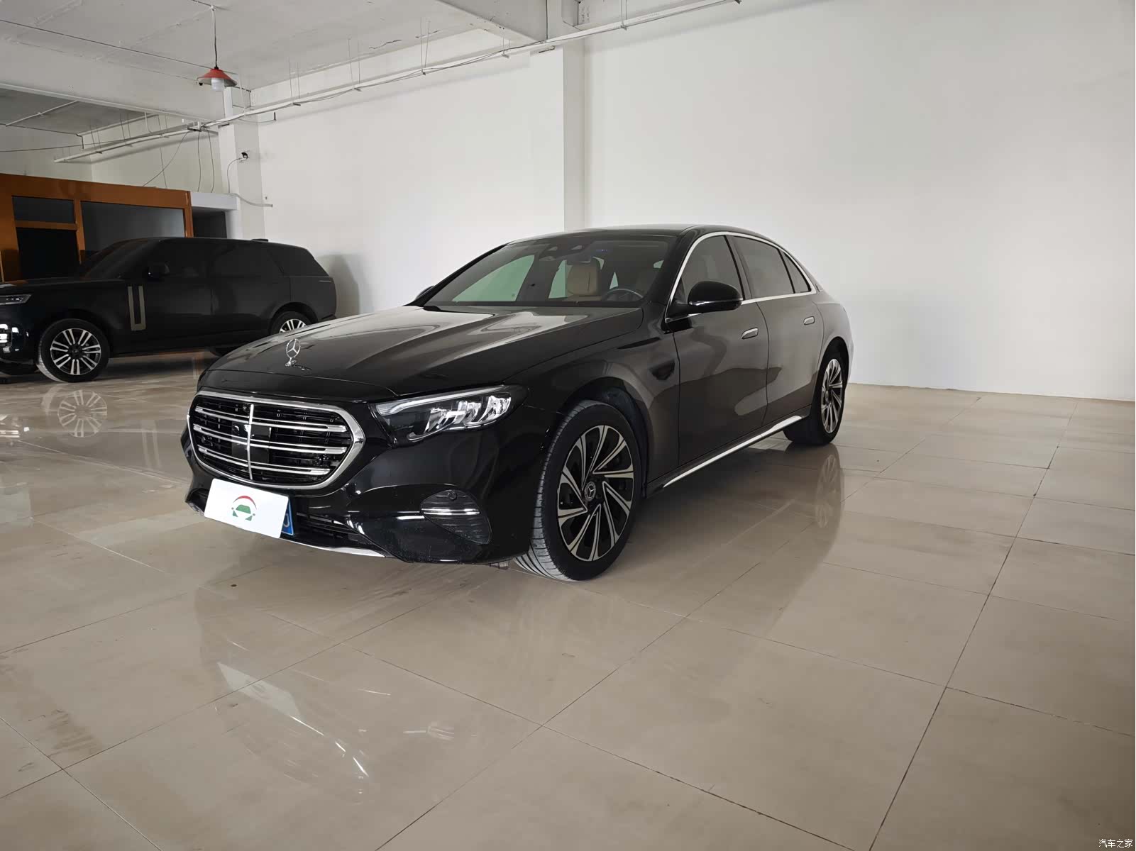 Mercedes-Benz E-Class, 2024 3