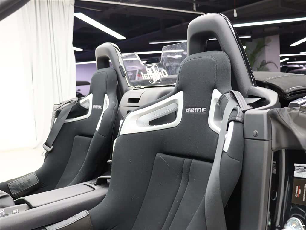 Mazda MX-5, 2023 4