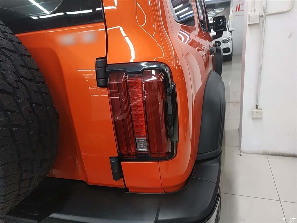 Tank 300, 2022 24