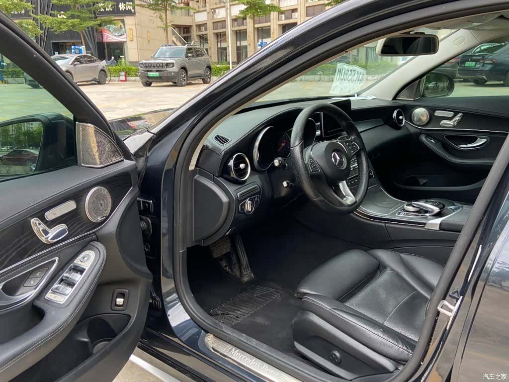 Mercedes-Benz C-Class, 2017 4