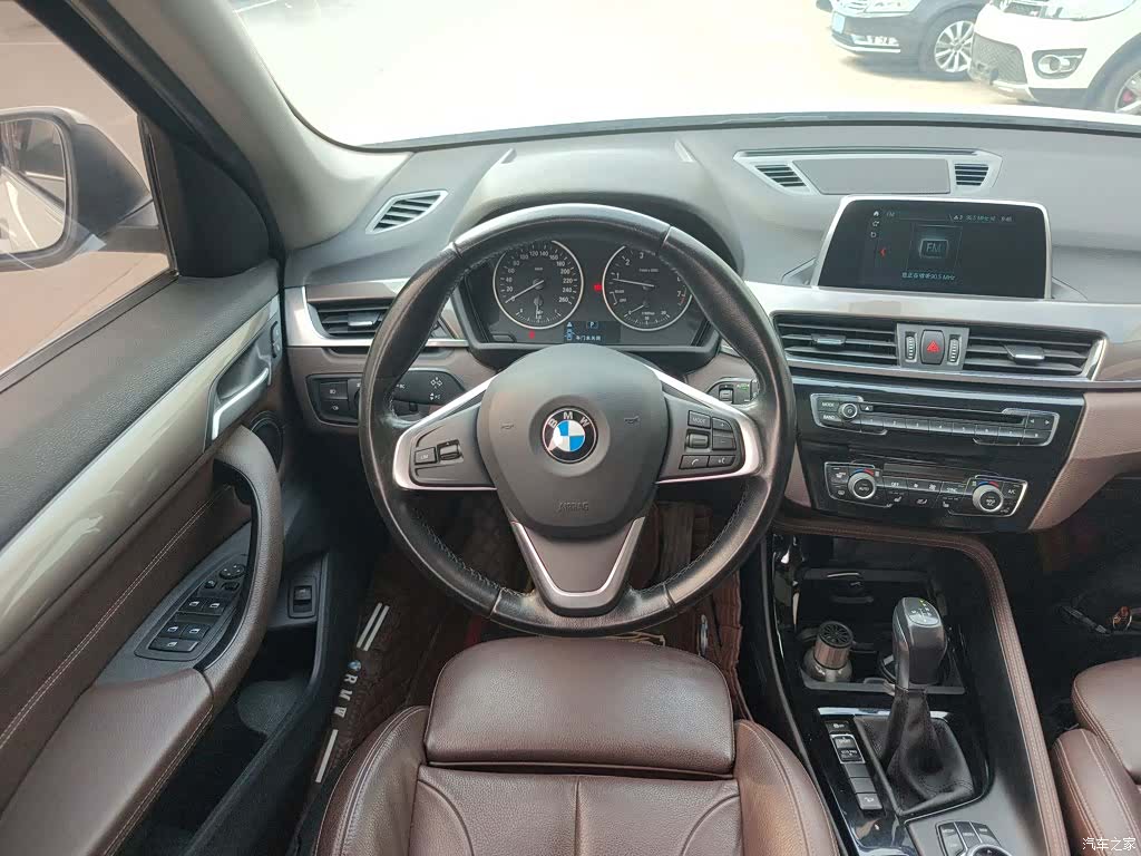 BMW X1, 2018 11