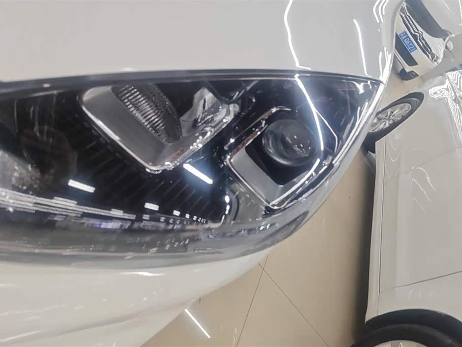 Ford Ruiji Ford Ruiji