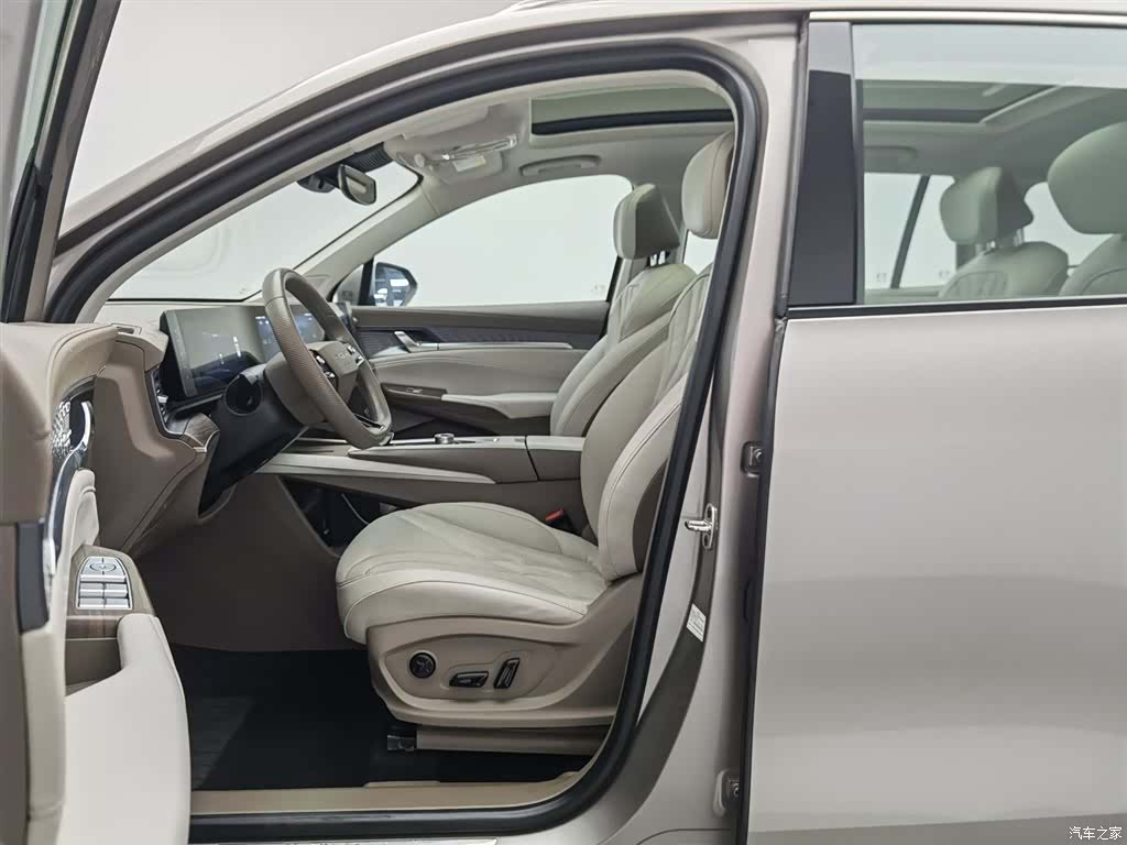 Roewe RX9, 2023 10