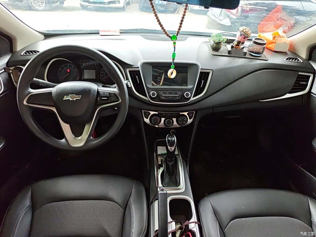 Chevrolet 320, 2018 все фото