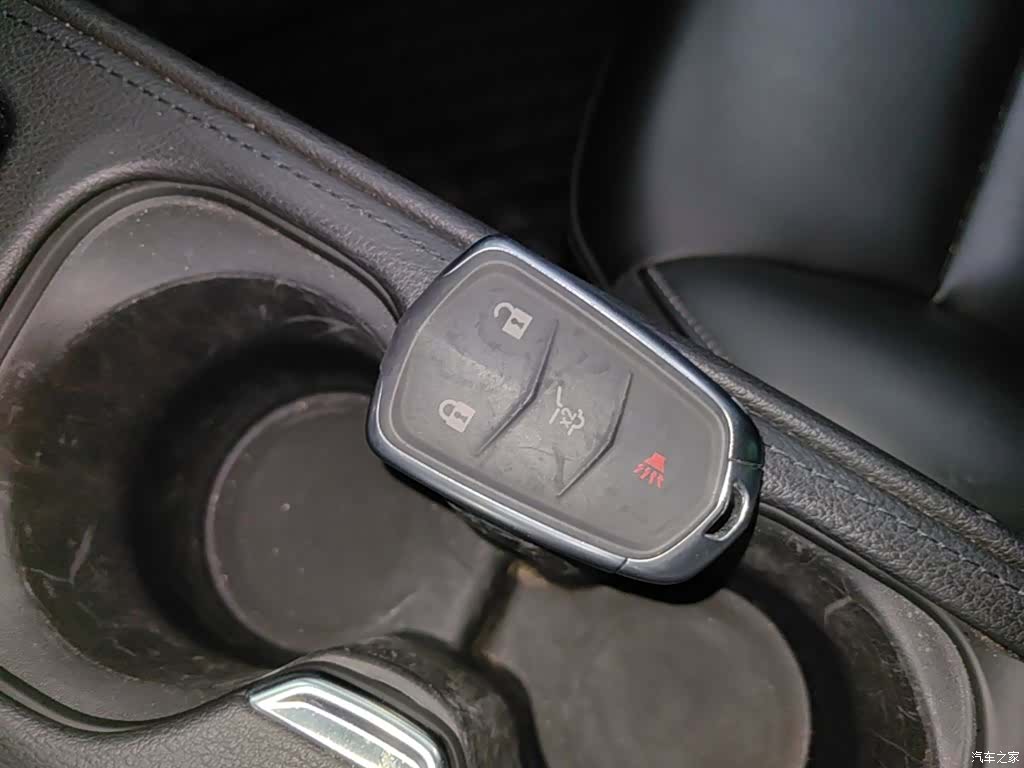 Cadillac XT4, 2019 9
