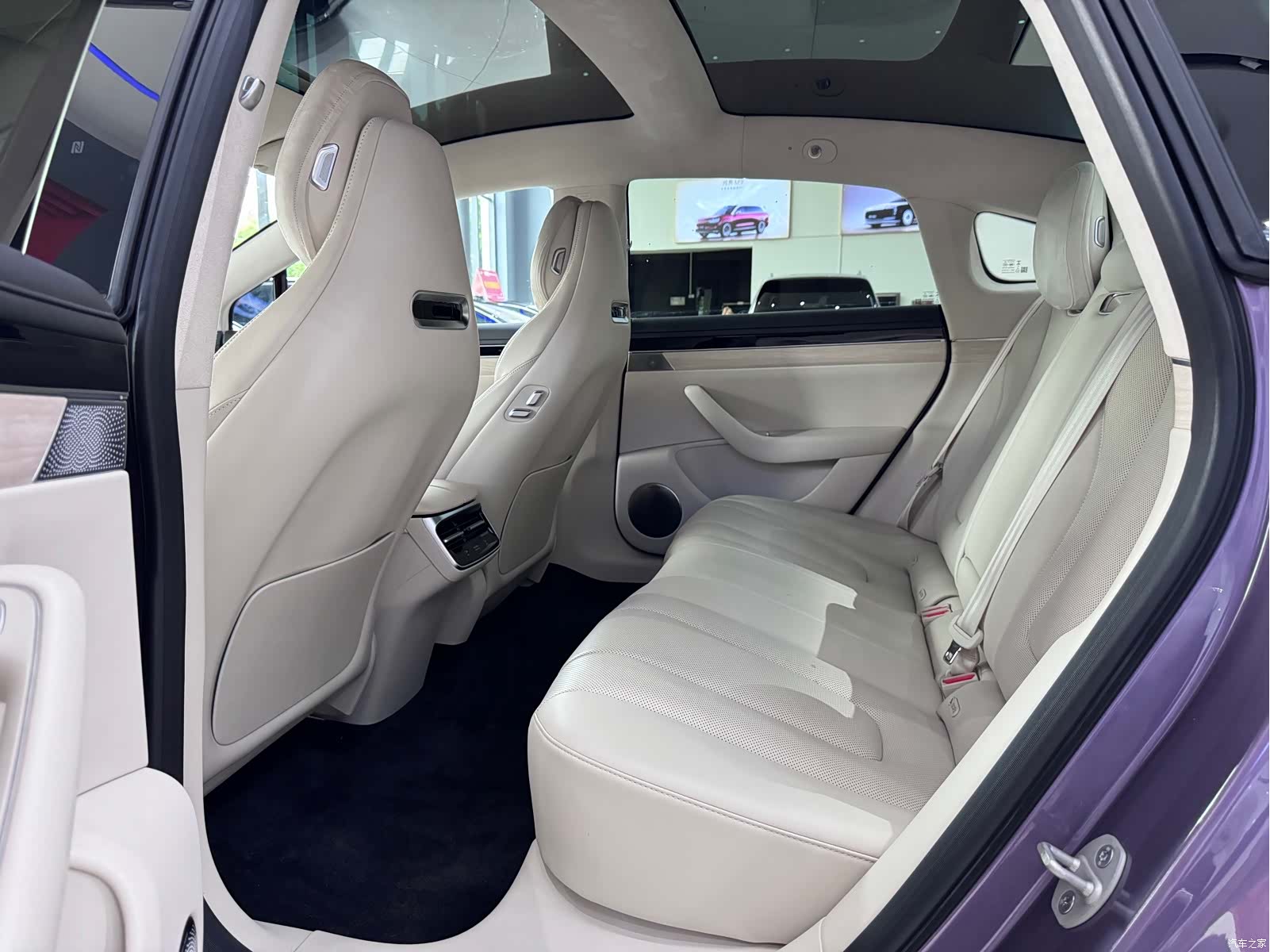 Luxeed S7, 2025 8