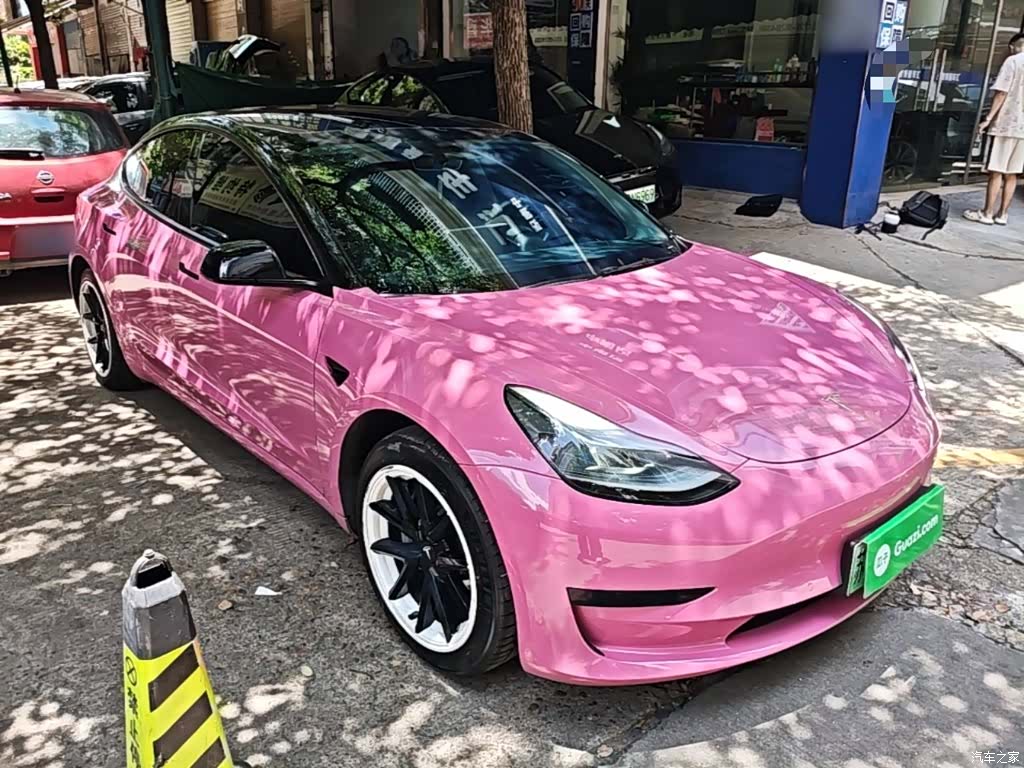 Tesla Model 3, 2022 4