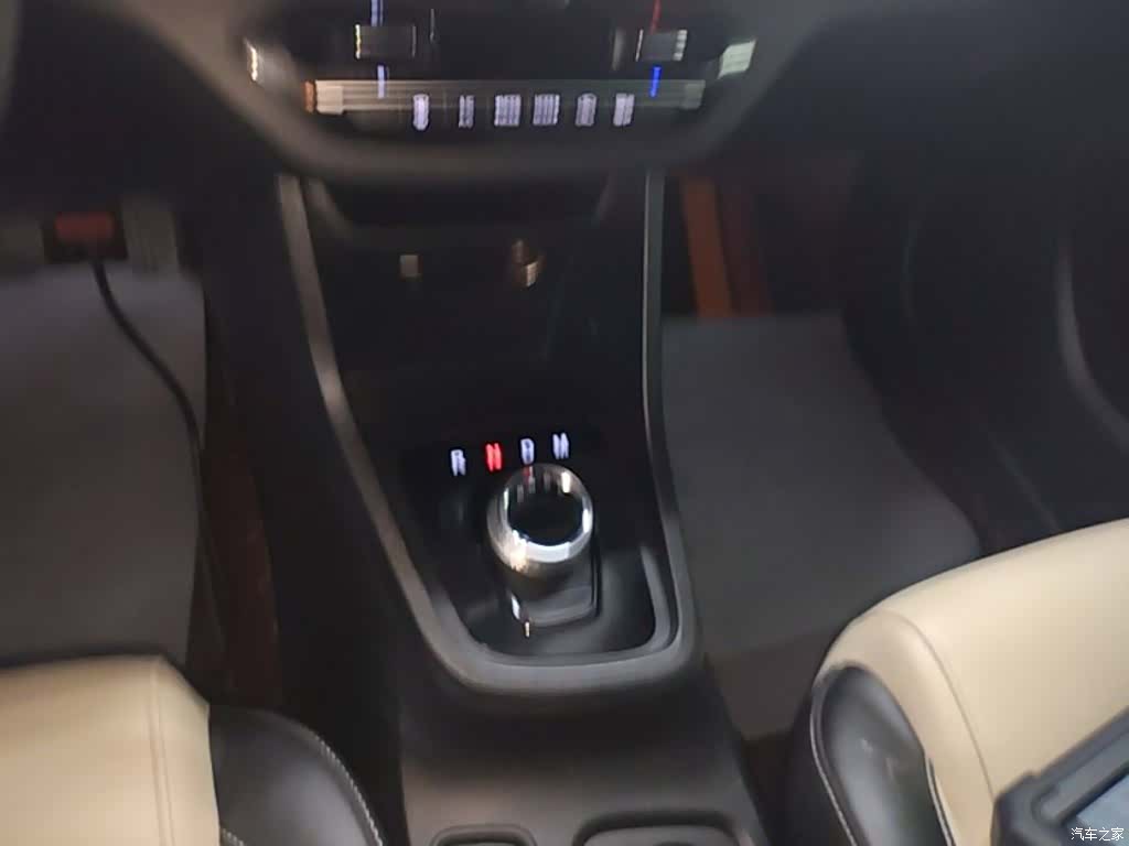 Wuling 360, 2019 10