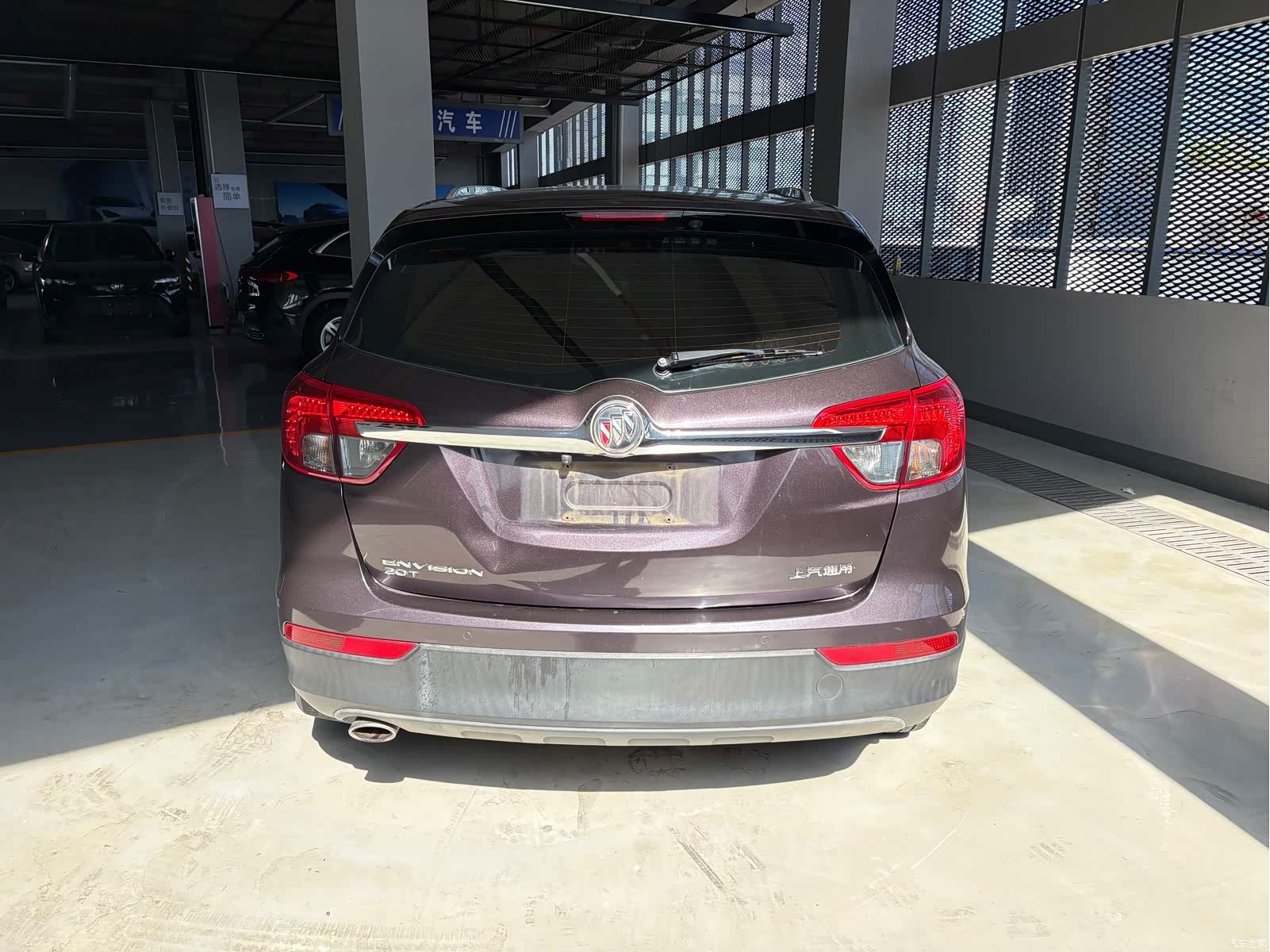 Buick Envision Plus, 2017 все фото
