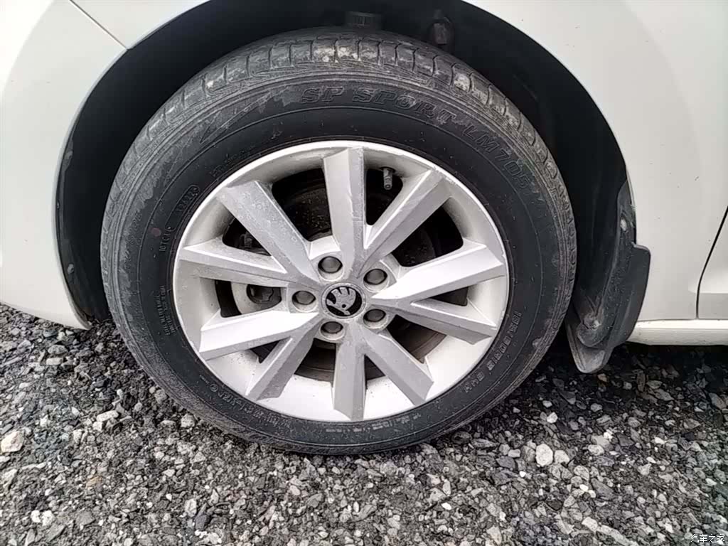 Skoda Rapid, 2017 23