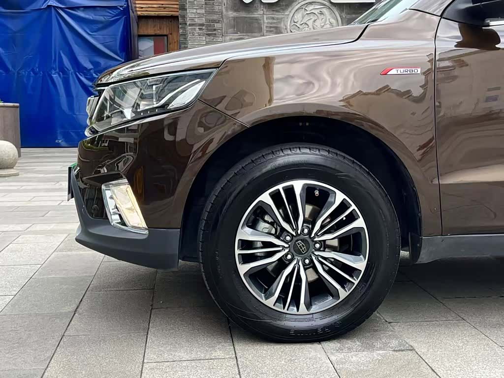 Geely X6, 2017 25