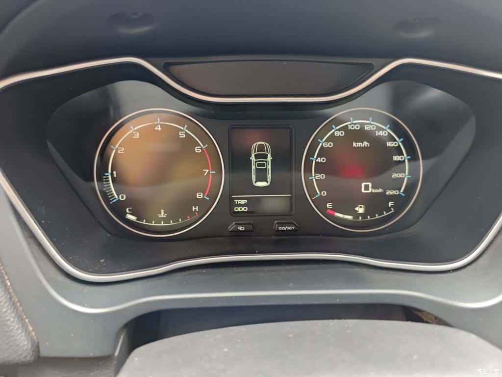 Geely X6, 2018 4
