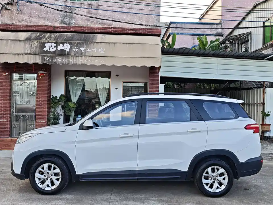 Wuling Wuling Hongguang S3