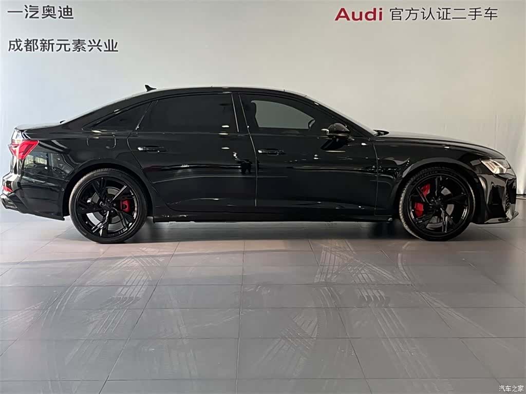 Audi A6L, 2021 3