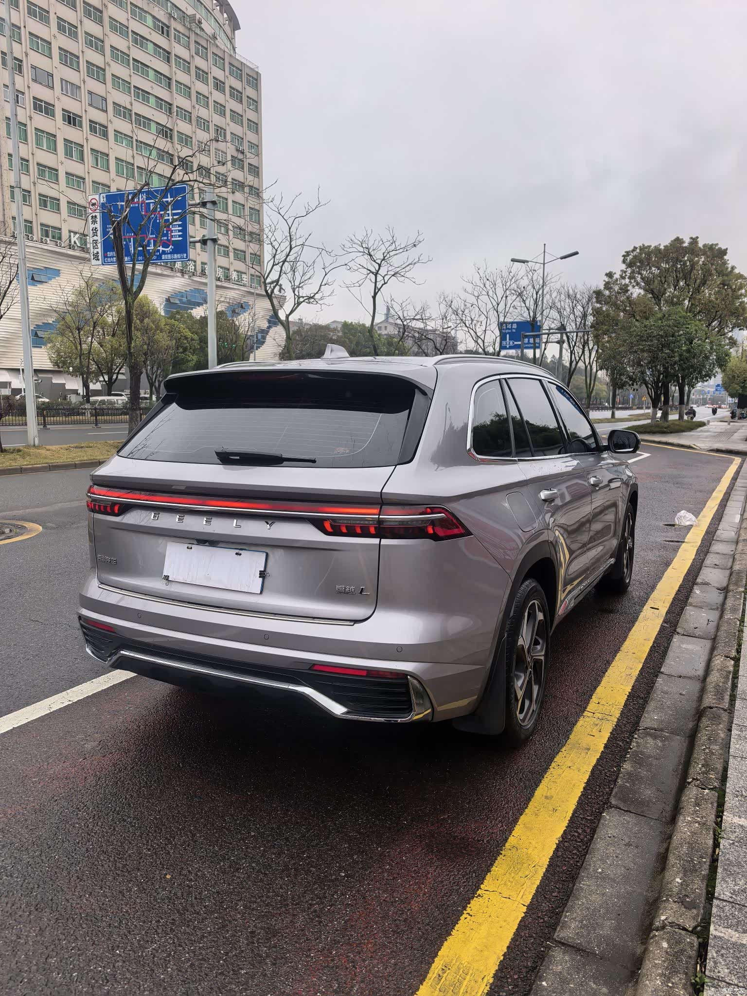 Geely Xingyue L, 2022 4