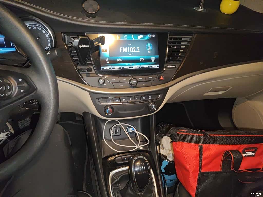 Buick Verano, 2018 9