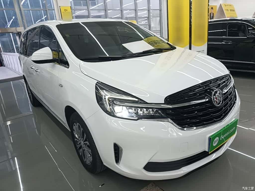 Buick GL8, 2022 4