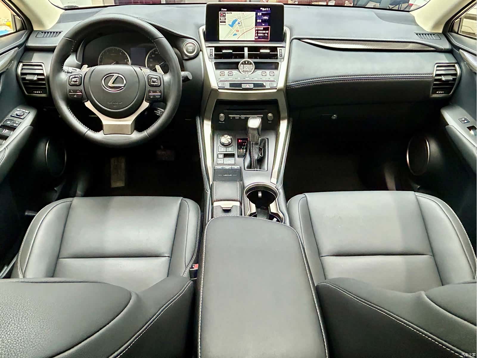 Lexus NX, 2021 13