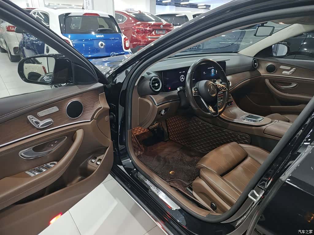 Mercedes-Benz E-Class, 2022 16