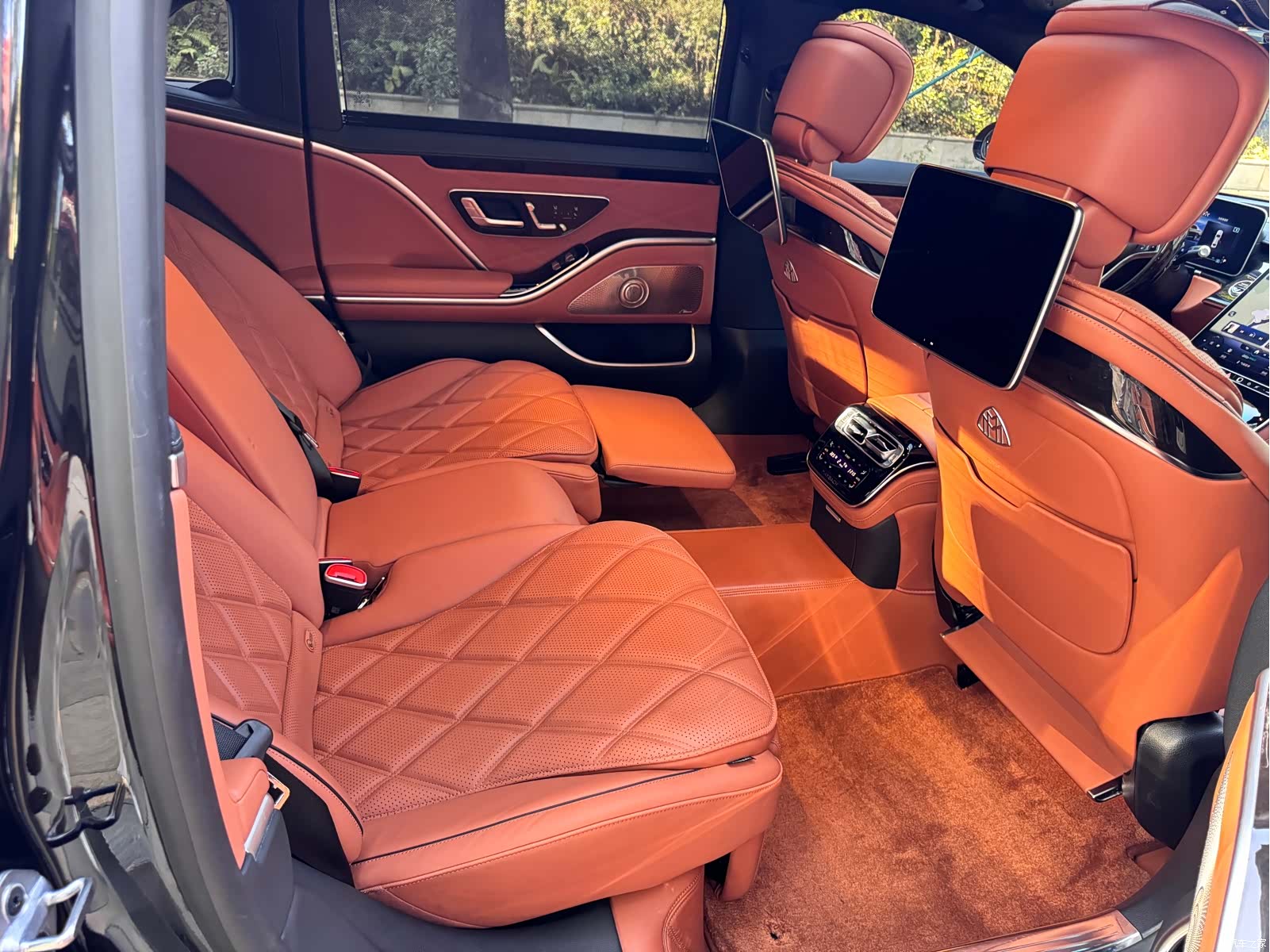 Maybach S-Class, 2023 11