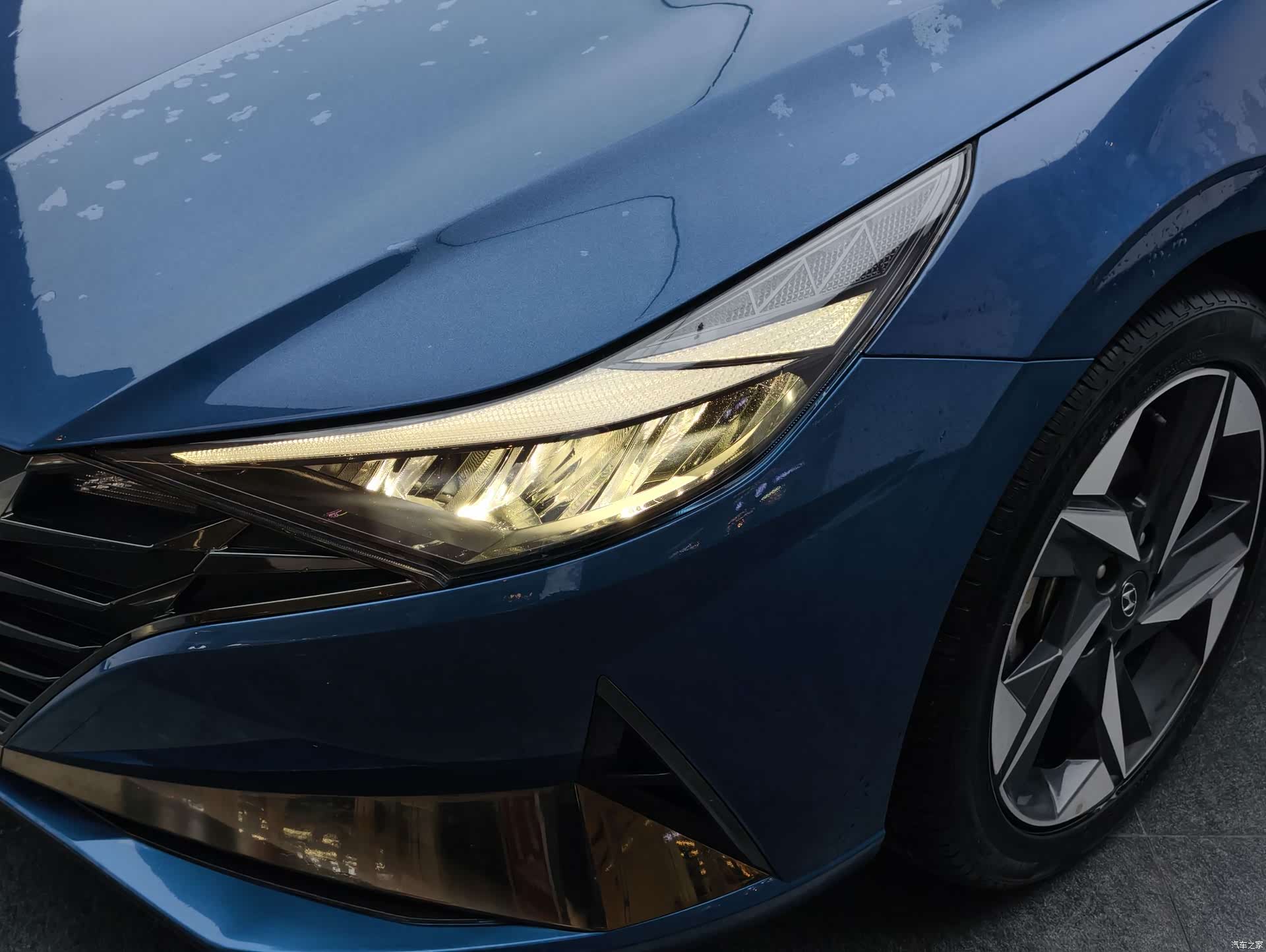 Hyundai Elantra, 2022 8