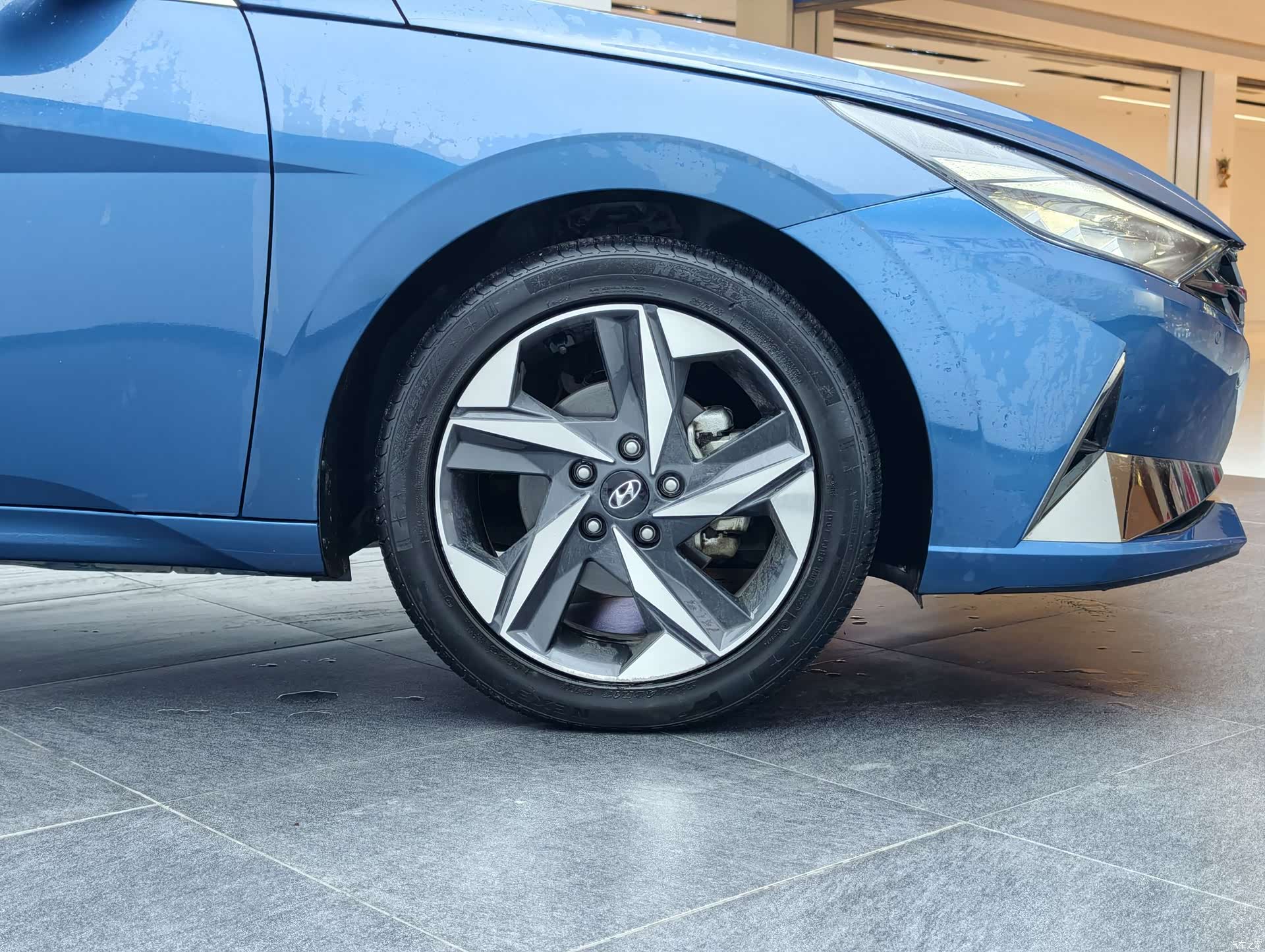 Hyundai Elantra, 2022 10