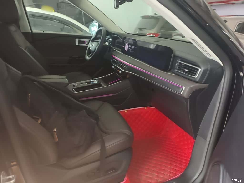 Ford Explorer, 2025 25
