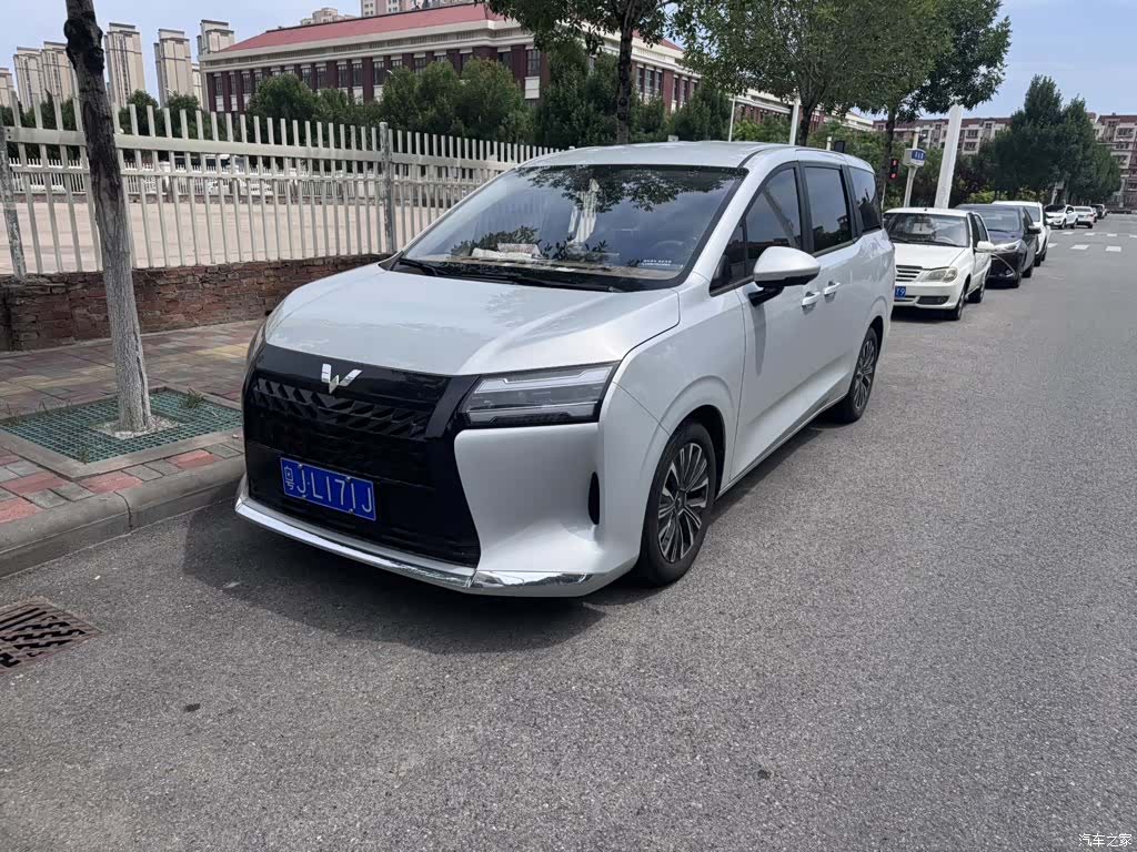 Wuling 730, 2026 1