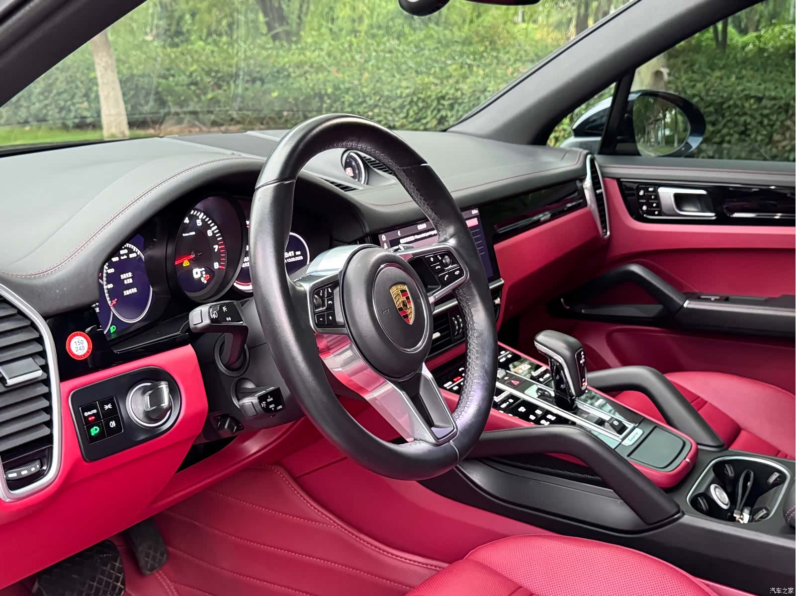 Porsche Cayenne, 2020 12