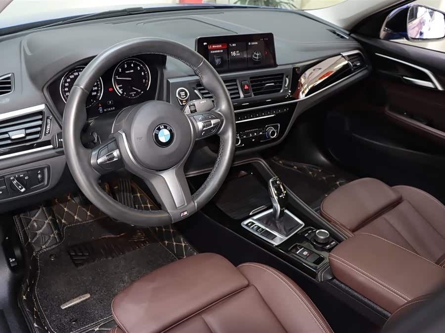 BMW 1 Series 2020, фото 8