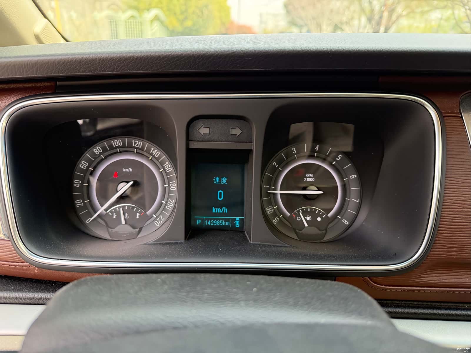 Buick GL8, 2020 10