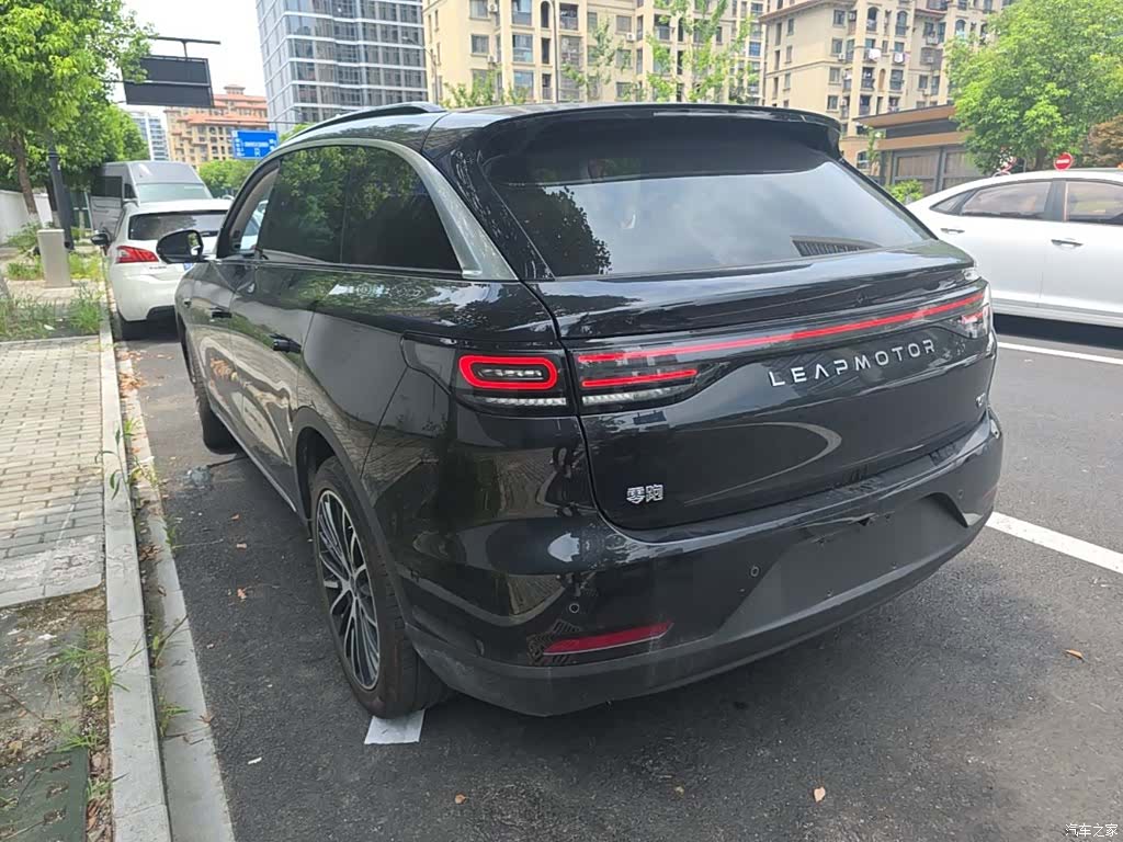 Leapmotor C11, 2026 все фото