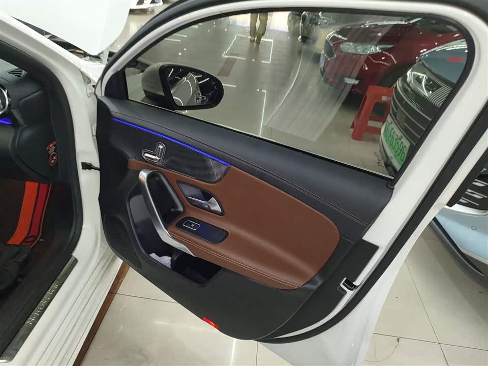 Mercedes-Benz Class A Mercedes-Benz Class A