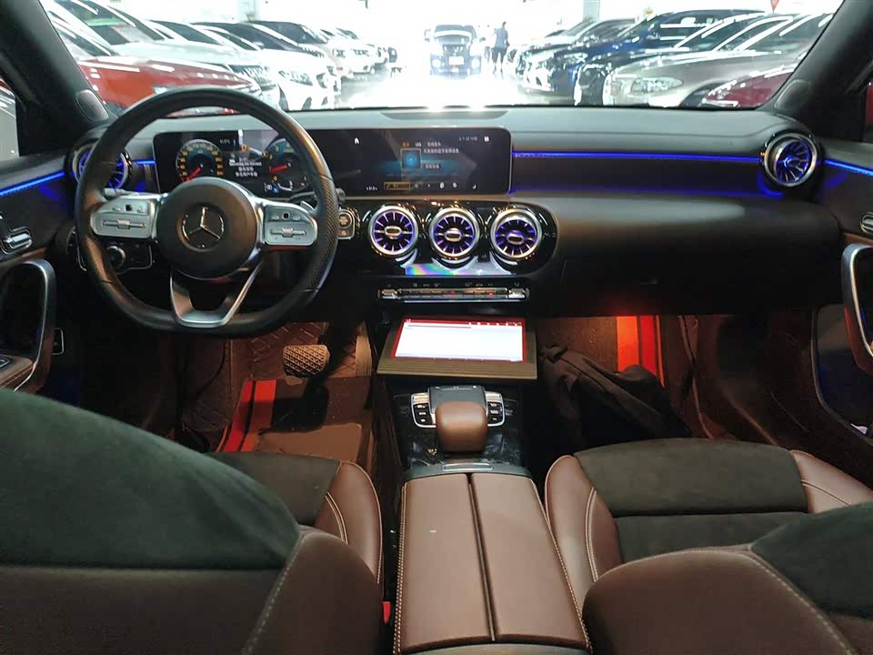 Mercedes-Benz Class A Mercedes-Benz Class A