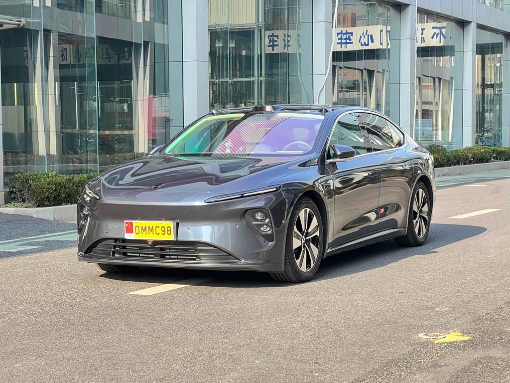 NIO ET7