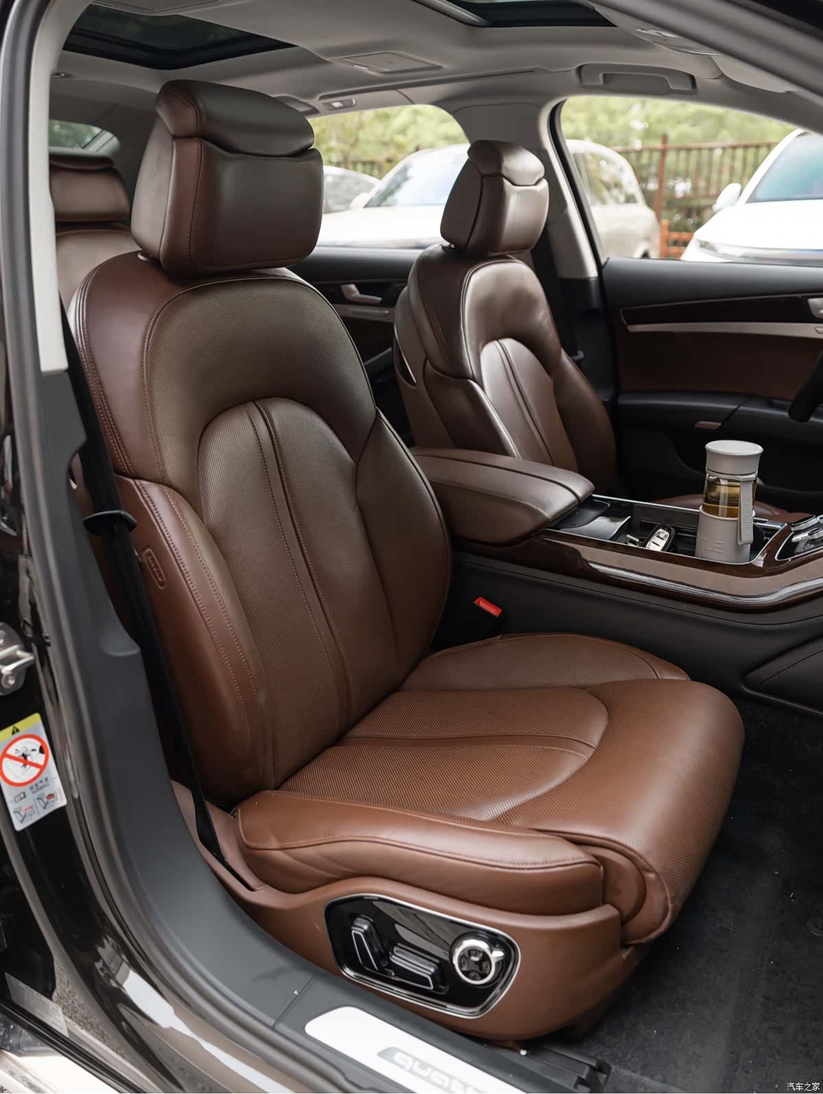 Audi A8L, 2017 12