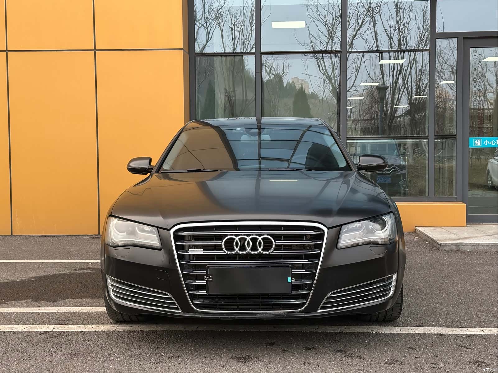 Audi A8L, 2011 3