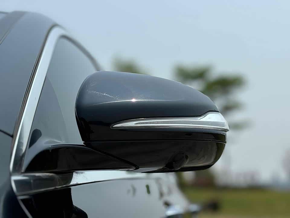 Mercedes-Benz E-class Mercedes-Benz E-class